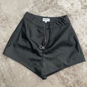 Superdown leather short